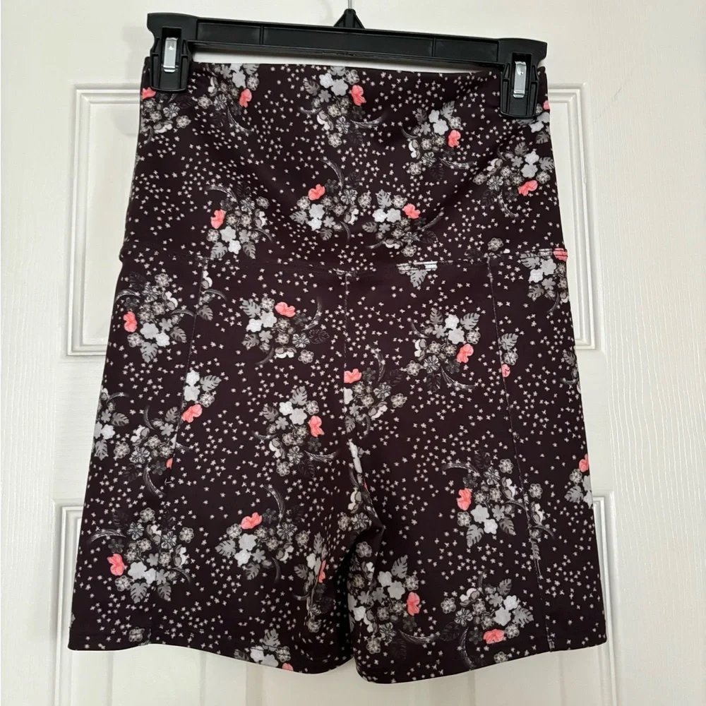 LIVE THE PROCESS | Brown Floral Bike Shorts Sz M‎